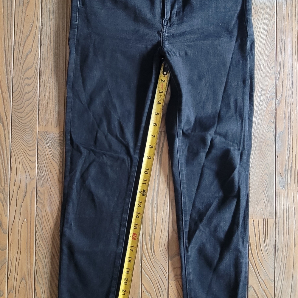Women's Black Skinny Jeans